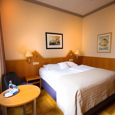 באד הומבורג וור דר הואה Komfort Hotel Am Kurpark מראה חיצוני תמונה