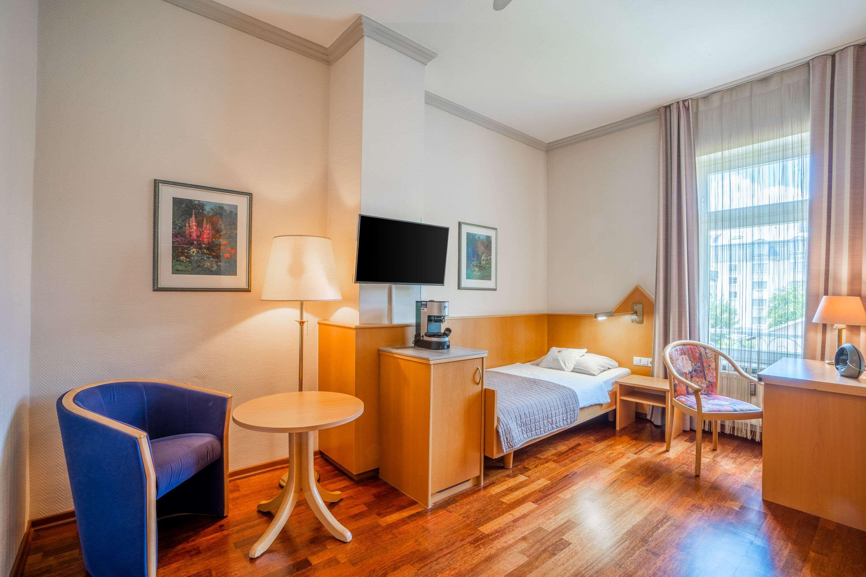 באד הומבורג וור דר הואה Komfort Hotel Am Kurpark מראה חיצוני תמונה