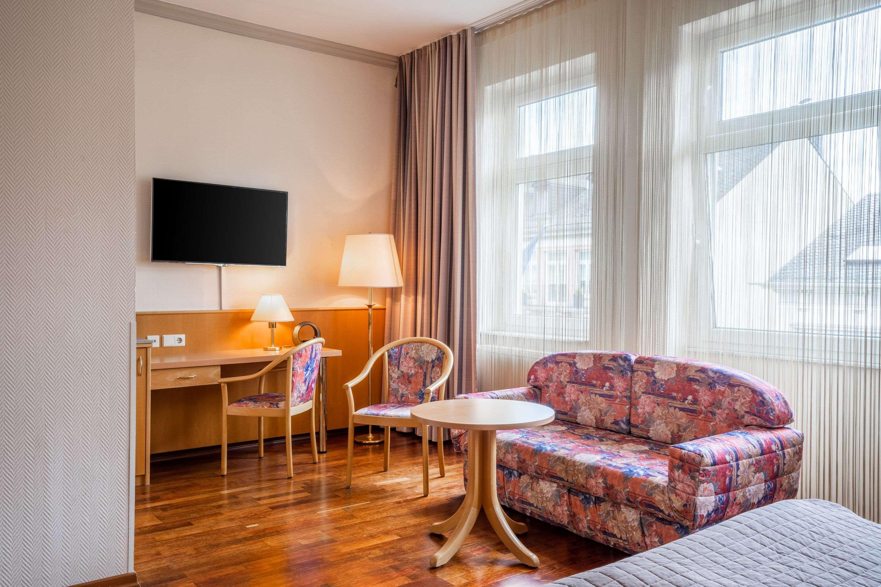 באד הומבורג וור דר הואה Komfort Hotel Am Kurpark מראה חיצוני תמונה