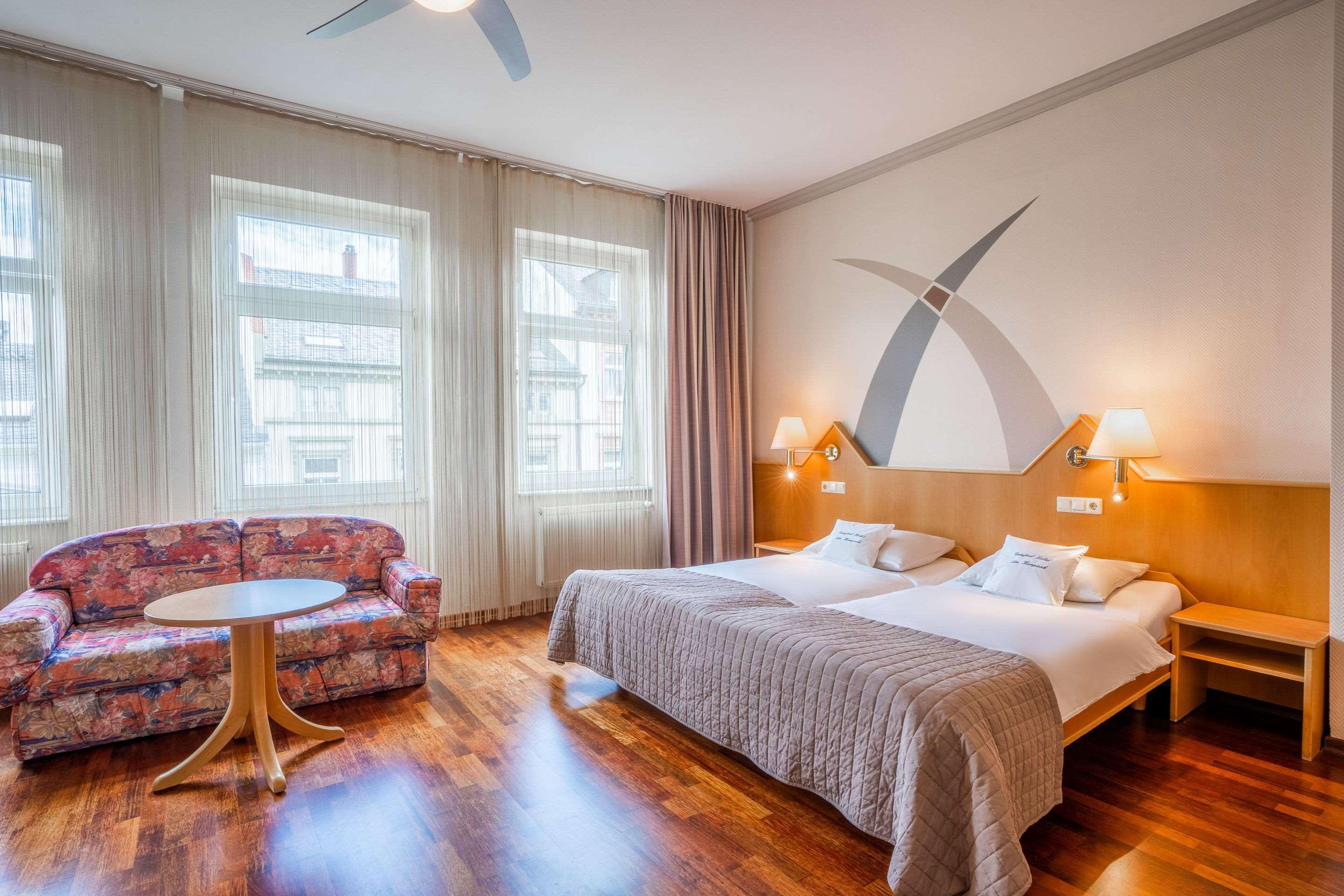 באד הומבורג וור דר הואה Komfort Hotel Am Kurpark מראה חיצוני תמונה
