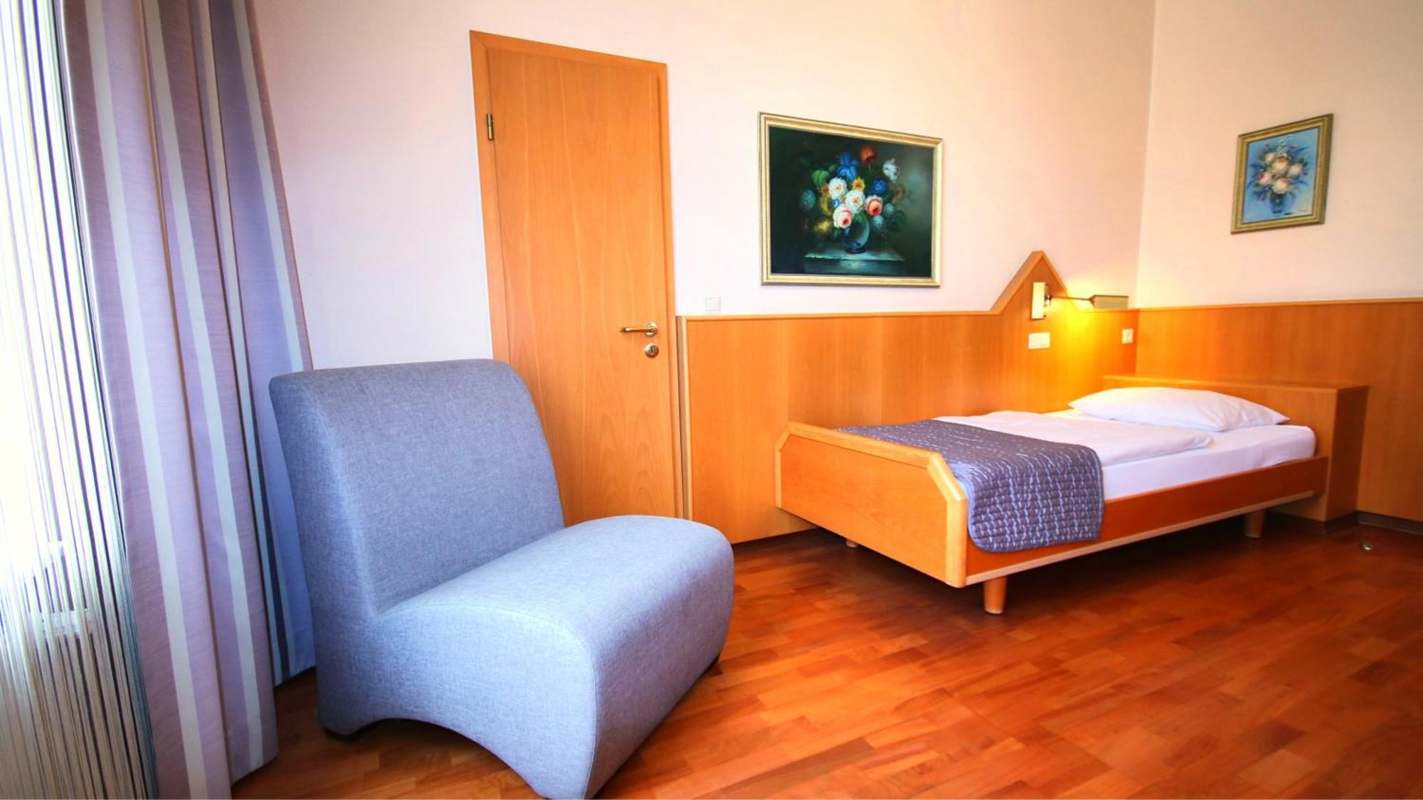 באד הומבורג וור דר הואה Komfort Hotel Am Kurpark מראה חיצוני תמונה
